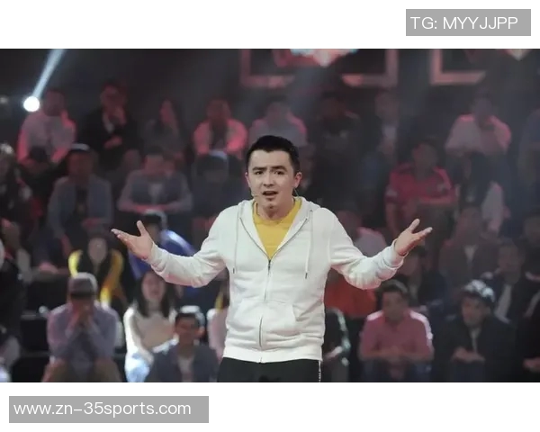 足球女主持的魅力与挑战揭秘她们如何在男性主导的领域中脱颖而出 足球女主持的魅力与挑战揭秘她们如何在男性主导的领域中脱颖而出